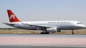 Photo of VT-EPH - Airbus A320-231 operated by Indian Airlines