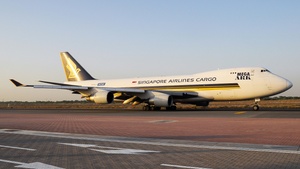 Photo of 9V-SFG - Boeing 747-412F operated by Singapore Airlines Cargo