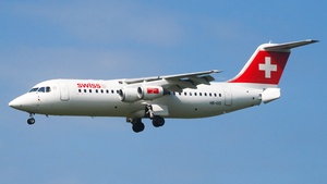 Photo of HB-IXO - British Aerospace Avro RJ100 operated by Swiss International Air Lines