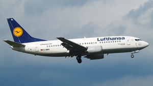 Photo with serial 25415 - Boeing 737-330