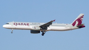 Photo of A7-AIA - Airbus A321-231 operated by Qatar Airways