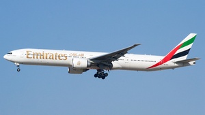 Photo of A6-EBG - Boeing 777-36N(ER) operated by Emirates