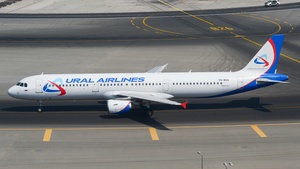 Photo of VQ-BDA - Airbus A321-211 operated by Ural Airlines