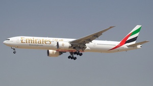 Photo of A6-ECK - Boeing 777-31H(ER) operated by Emirates