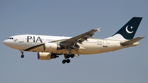 Photo of AP-BEU - Airbus A310-308 operated by PIA Pakistan International Airlines