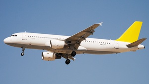 Photo of D6-CAS - Airbus A320-214 operated by Sudan Airways (opb Comoro Islands Airline)