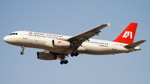 Photo of VT-EPF - Airbus A320-231 operated by Indian Airlines