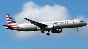 Photo of N166NN - Airbus A321-231 operated by American Airlines