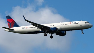 Photo of N354DN - Airbus A321-211 operated by Delta Air Lines