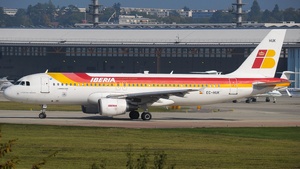 Photo of EC-HUK - Airbus A320-214 operated by Iberia
