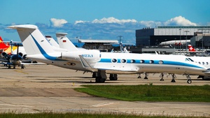 Photo of N123LV - Gulfstream GIV-X (G450) operated by Private