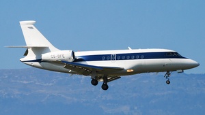 Photo of CS-DFE - Dassault Falcon 2000 operated by NetJets Europe