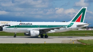Photo of EI-IMB - Airbus A319-112 operated by Alitalia