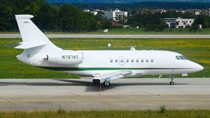 Photo of N797HT - Dassault Falcon 2000 operated by Private