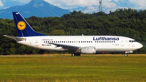 Photo of D-ABEW - Boeing 737-330 operated by Lufthansa