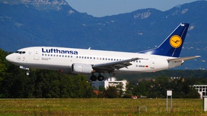 Photo of D-ABEM - Boeing 737-330 operated by Lufthansa