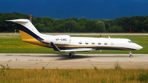 Photo of VP-CMG - Gulfstream GIV-X (G450) operated by Arab Wings Company