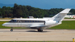 Photo of CS-DFZ - Hawker Beechcraft 800XP operated by NetJets Europe