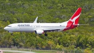 Photo of VH-VZT - Boeing 737-838 operated by Qantas