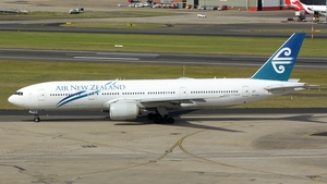 Photo of ZK-OKB - Boeing 777-219(ER) operated by Air New Zealand