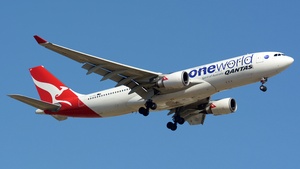Photo of VH-EBV - Airbus A330-202 operated by Qantas
