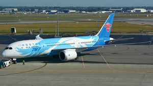 Photo of B-2737 - Boeing 787-8 Dreamliner operated by China Southern Airlines