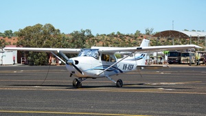 Photo of VH-XSP - Cessna 172S Skyhawk SP operated by Ayers Rock Scenic Flights