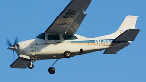 Photo of VH-SOV - Cessna 210N Centurion II operated by Territory Air Services