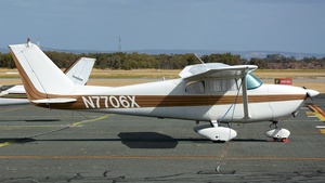 Photo of N7706X - Cessna 172B Skyhawk operated by Private