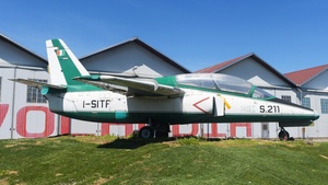 Photo of I-SITF - SIAI-Marchetti S.211 operated by Parco e Museo del Volo Volandia
