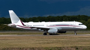 Photo of P4-HSJ - Airbus A320-232(CJ) Prestige operated by Global Jet Aruba