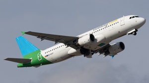 Photo of EC-KDT - Airbus A320-216 operated by Vueling