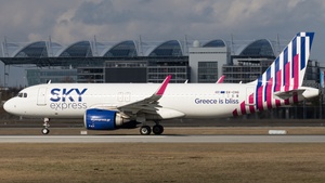 Photo of SX-CHG - Airbus A320-251N operated by Sky Express