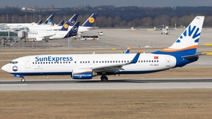 Photo of TC-SPU - Boeing 737-8U3 operated by SunExpress
