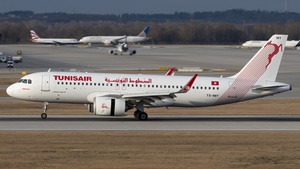 Photo of TS-IMY - Airbus A320-251N operated by Tunisair