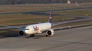 Photo of N843FD - Boeing 777-FHT operated by FedEx