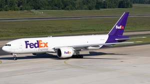 Photo of N889FD - Boeing 777-FS2 operated by FedEx