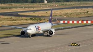 Photo of N871FD - Boeing 777-F operated by FedEx