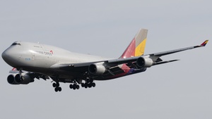 Photo of HL7415 - Boeing 747-48E(BDSF) operated by Asiana Cargo