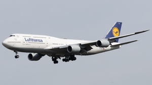 Photo of D-ABYD - Boeing 747-830 operated by Lufthansa