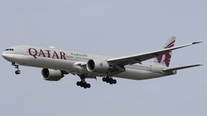Photo of A7-BET - Boeing 777-3DZ(ER) operated by Qatar Airways