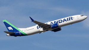 Photo of TF-ICB - Boeing 737 MAX 9 operated by Icelandair