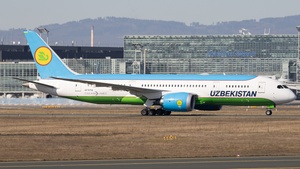 Photo of UK78706 - Boeing 787-8 Dreamliner operated by Uzbekistan Airways