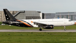 Photo of 9H-ZTE - Airbus A320-232 operated by Titan Airways Malta