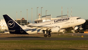 Photo of D-AILF - Airbus A319-114 operated by Lufthansa