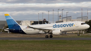 Photo of D-AIWI - Airbus A320-214 operated by Discover Airlines