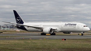 Photo of D-ABPS - Boeing 787-9 Dreamliner operated by Lufthansa