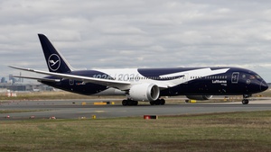 Photo of D-ABPU - Boeing 787-9 Dreamliner operated by Lufthansa
