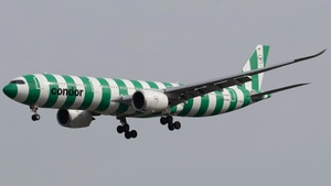 Photo of D-ANRA - Airbus A330-941 operated by Condor