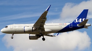 Photo of EI-SIO - Airbus A320-251N operated by SAS Connect